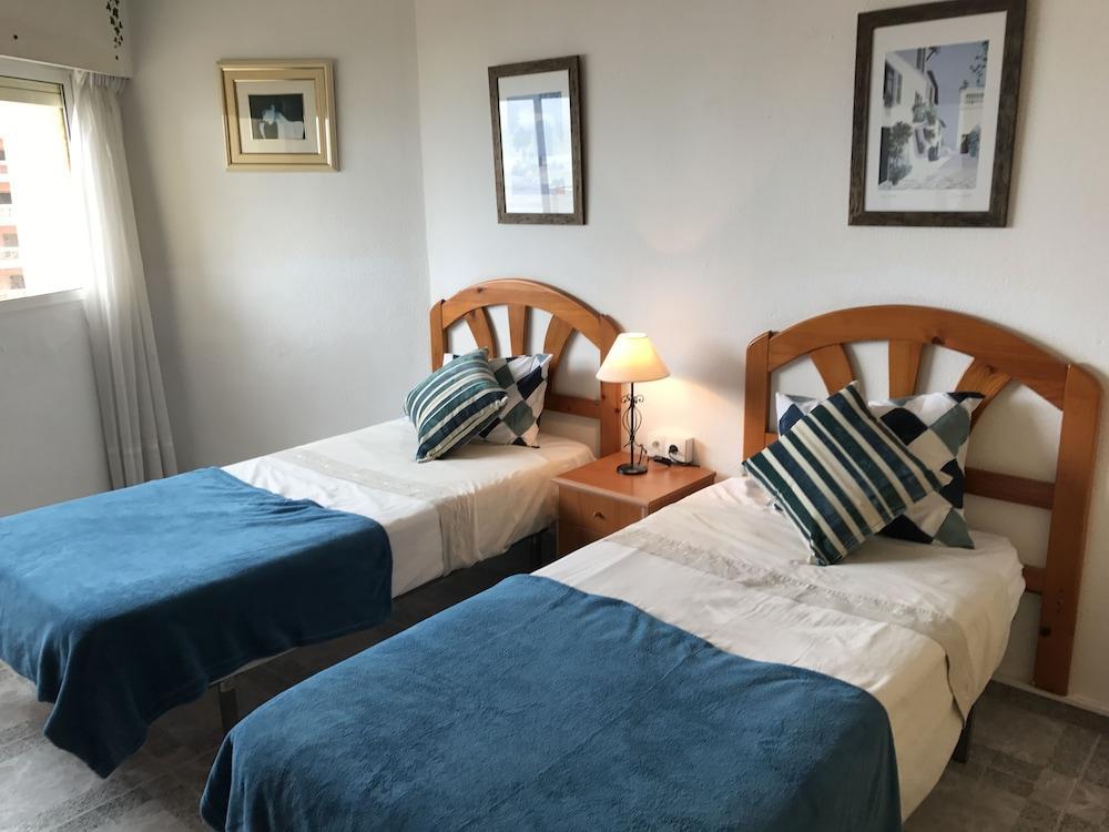 Apartamentos Tamarindos ベナルマデナ エクステリア 写真