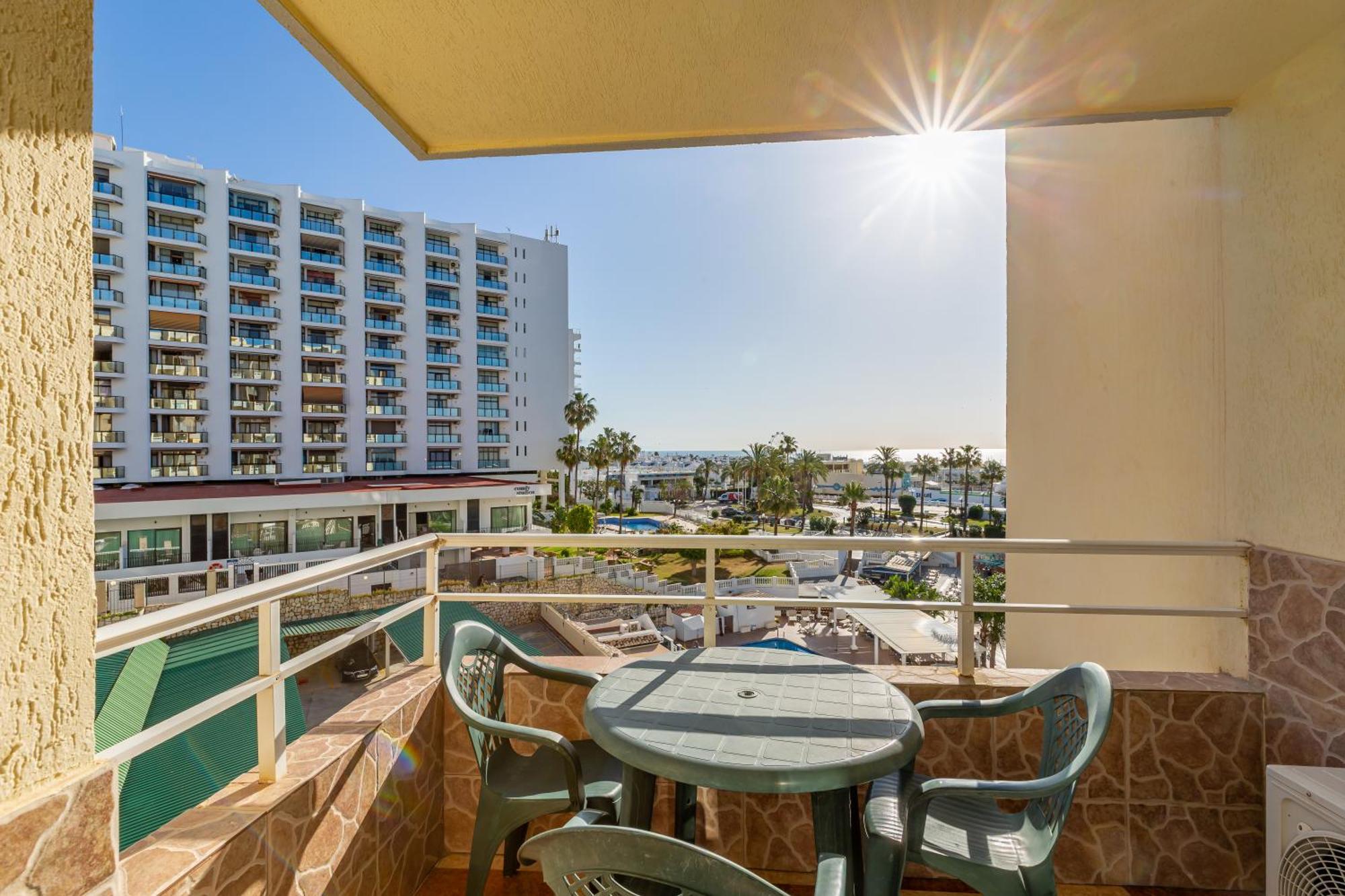 Apartamentos Tamarindos ベナルマデナ エクステリア 写真