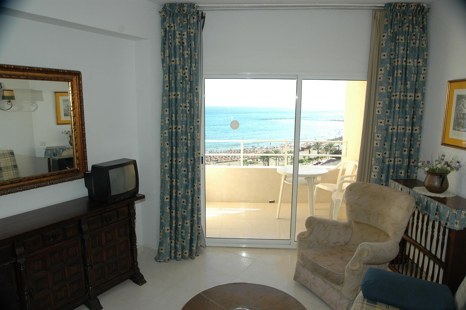 Apartamentos Tamarindos ベナルマデナ エクステリア 写真