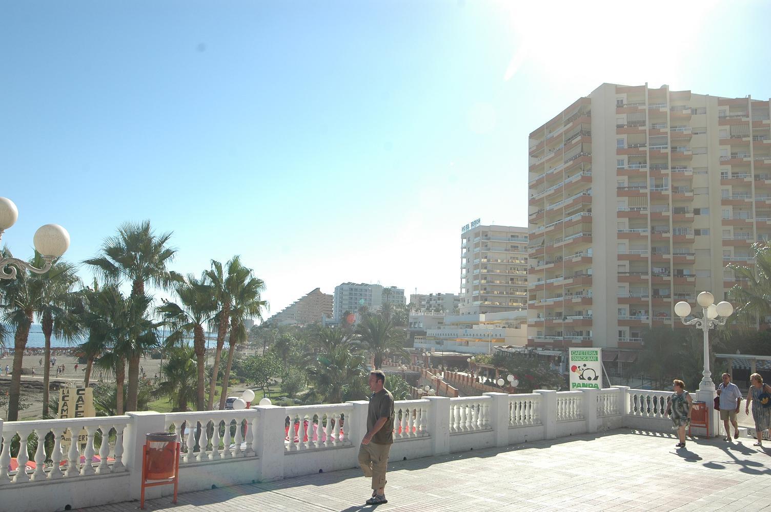Apartamentos Tamarindos ベナルマデナ エクステリア 写真